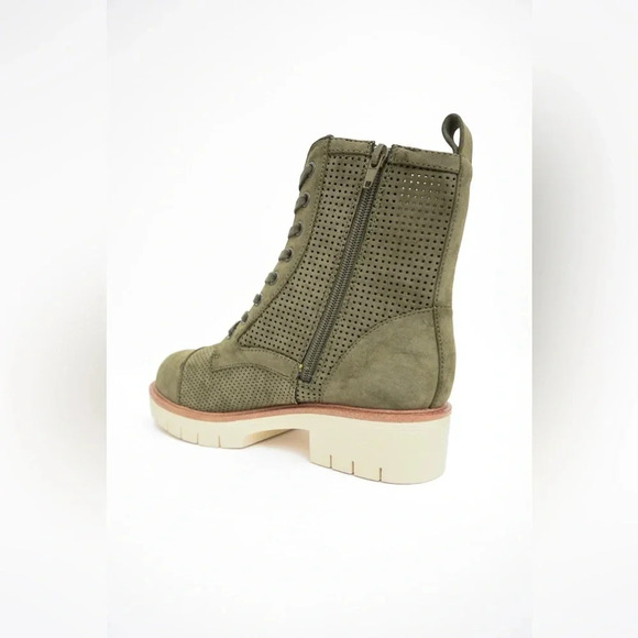 MIA "Haven" Combat Boot Suede NWOB - Picture 3 of 6